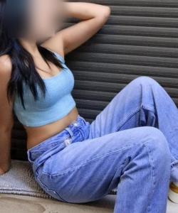 602540598: Chica busca chico en Madrid