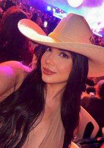 611354450: Chica busca chico en Albacete