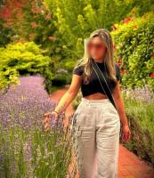 611221421: Chica busca chico en La Coruña