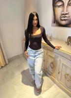 687658076: Chica busca chico en Sevilla