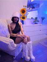 695629259: Chica busca chico en Navarra