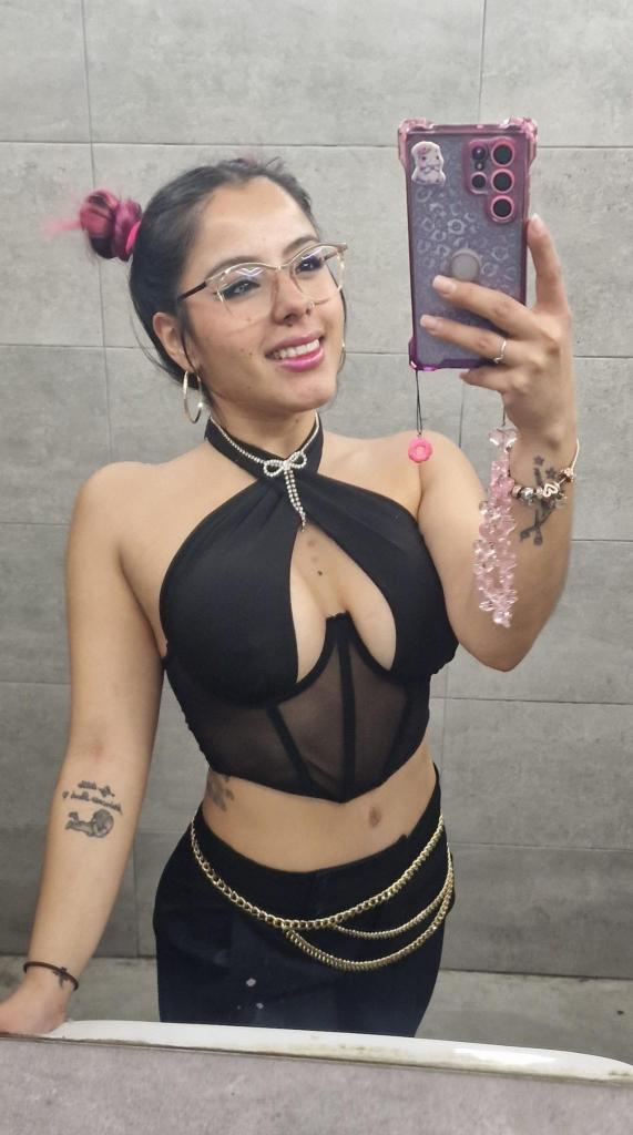 Chica busca chico en Menorca: 