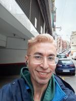 623911348: Chico busca chica en Barcelona