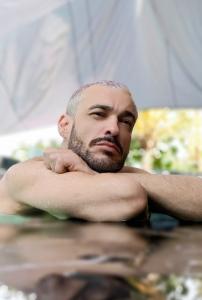 672036769: Chico busca chica en Barcelona