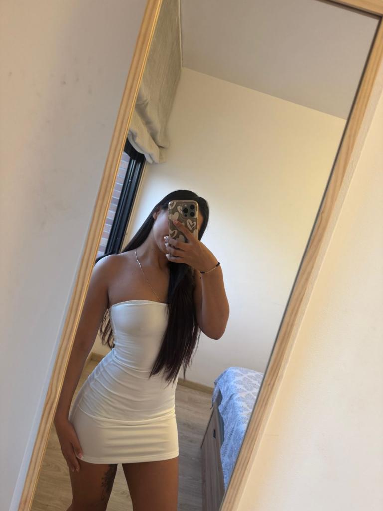 614036727: Chica busca chico en Madrid