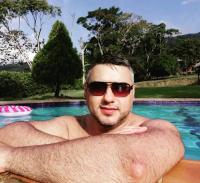 614076474: Chico busca chica en Murcia