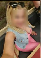 610538371: Chica busca chico en La Coruña