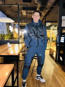 614772935: Chico busca chica en Sevilla