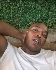 Chico busca chica en Zaragoza: 