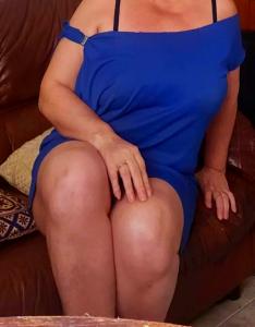 698493764: Chica busca chico en Gerona