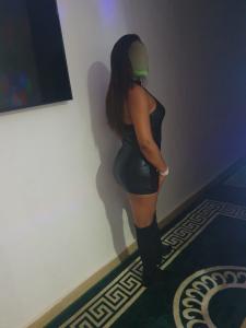 631872262: Chica busca chico en Gerona