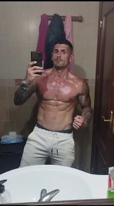 603869050: Chico busca chica en Sevilla