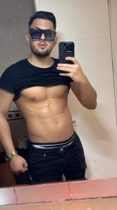 Chico busca chica en Almería: 