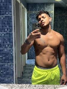 603239712: Chico busca chica en Granada