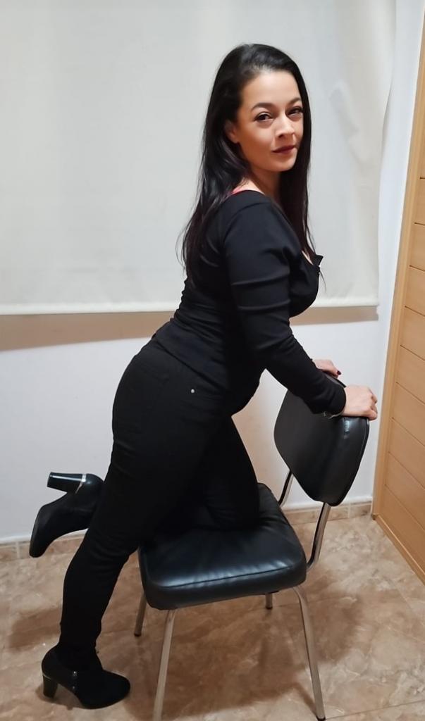 643922074: Chica busca chico en Toledo