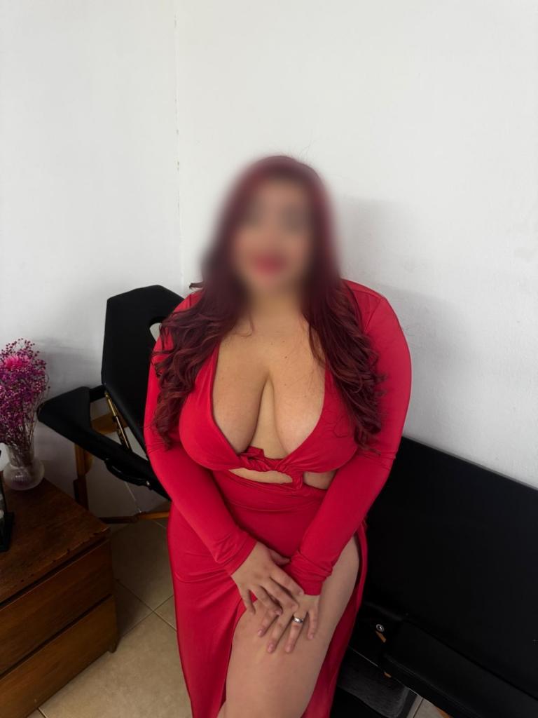 631322953: Chica busca chico en Barcelona