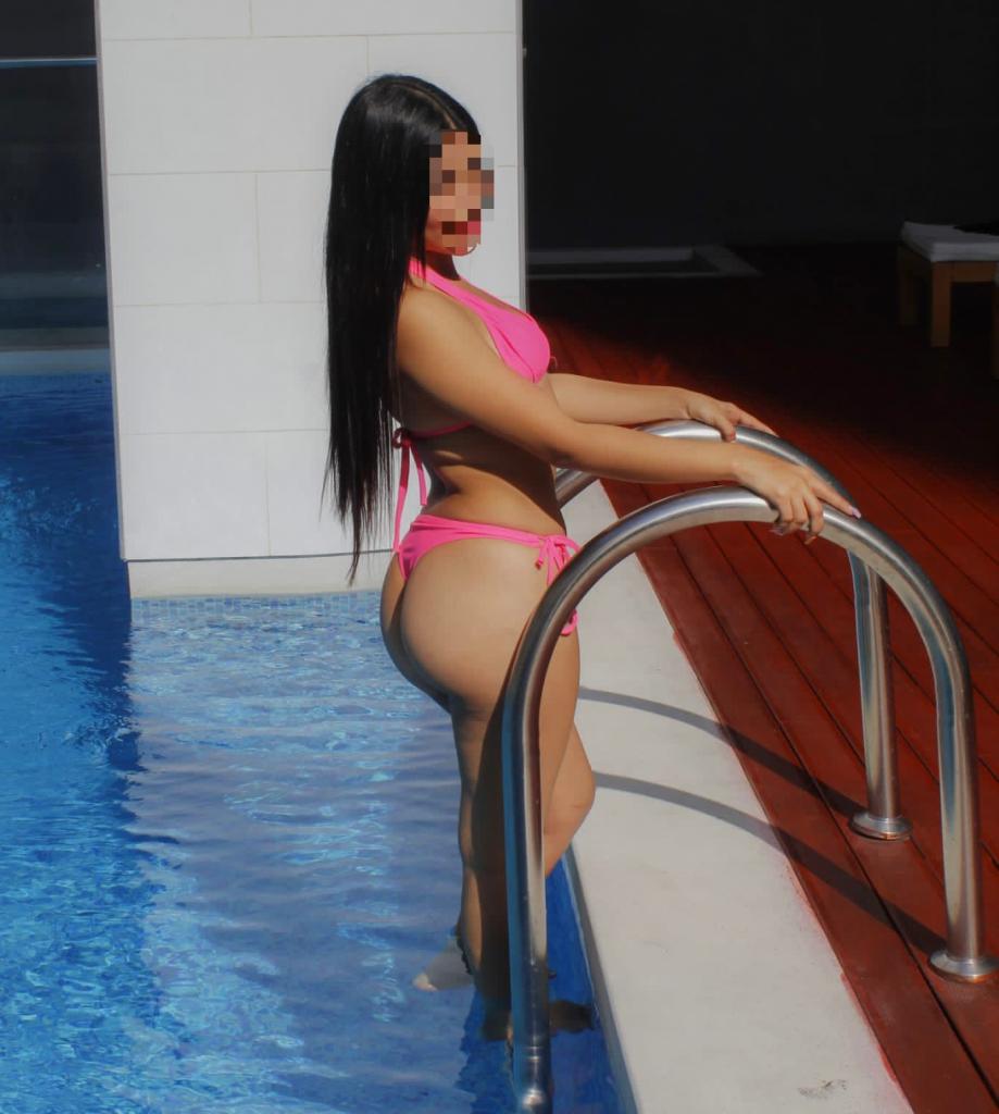 Chica busca chico en Cádiz: 