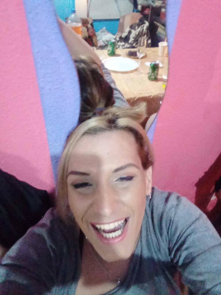 631754498: Transexual en Castellón