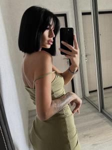 613453425: Chica busca chico en Alicante