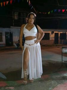 612412255: Chica busca chico en Mallorca