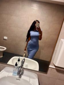 647274520: Chica busca chico en Mallorca