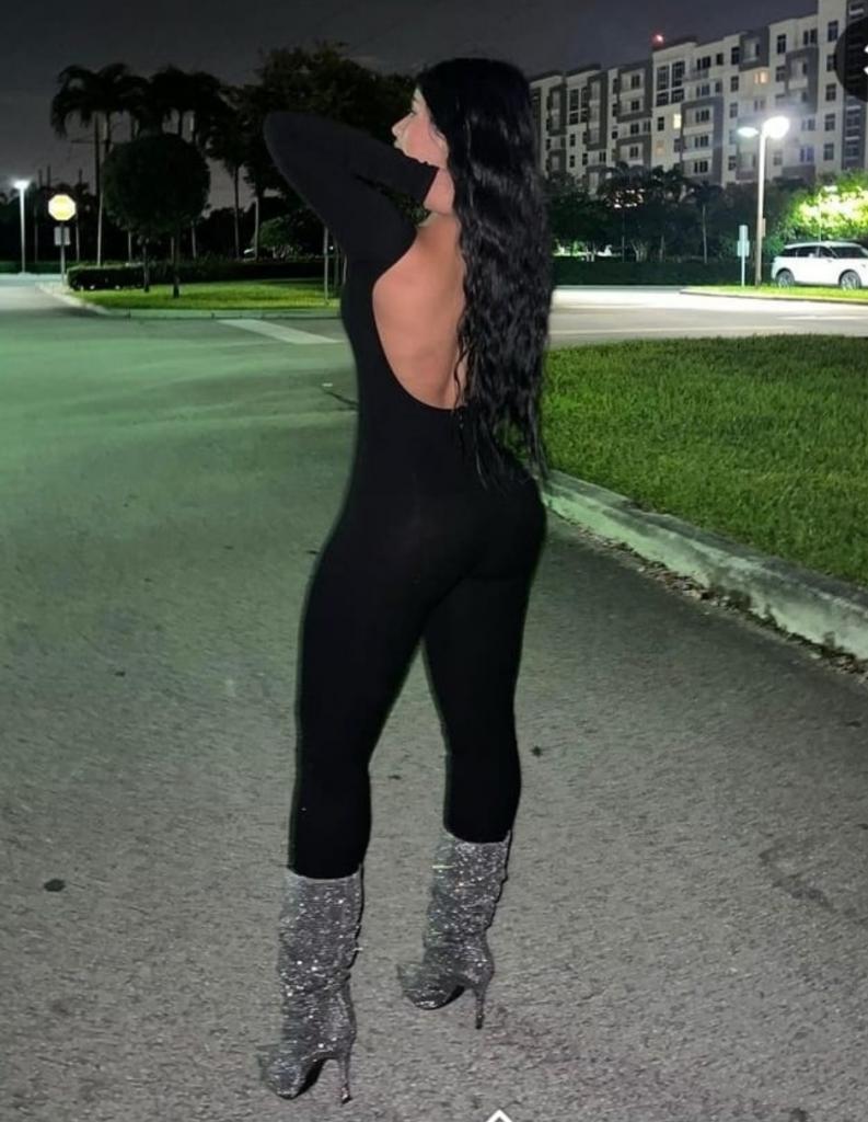 Chica busca chico en Granada: 