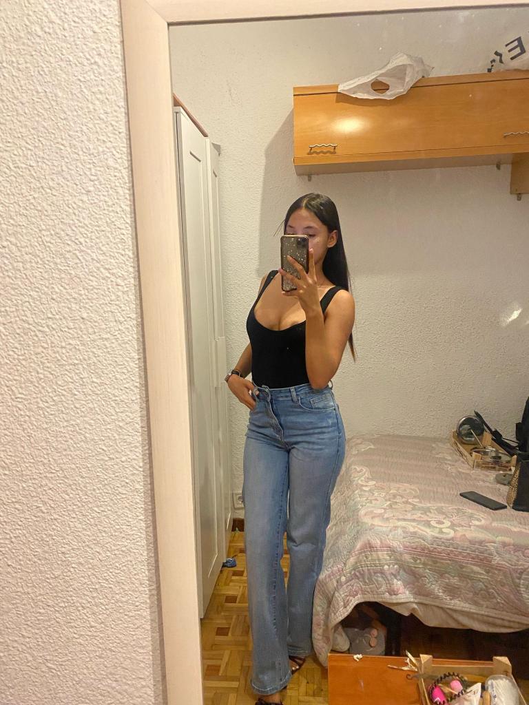 603191945: Chica busca chico en Madrid