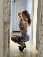 664874220: Chica busca chico en Madrid