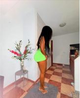 658139399: Chica busca chico en Málaga