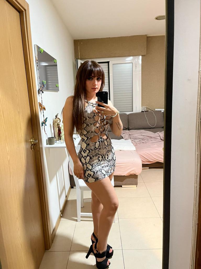 Chica busca chico en Madrid: Chica busca chico