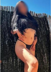 631711240: Chica busca chico en Gerona
