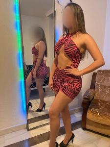 622465673: Chica busca chico en Sevilla