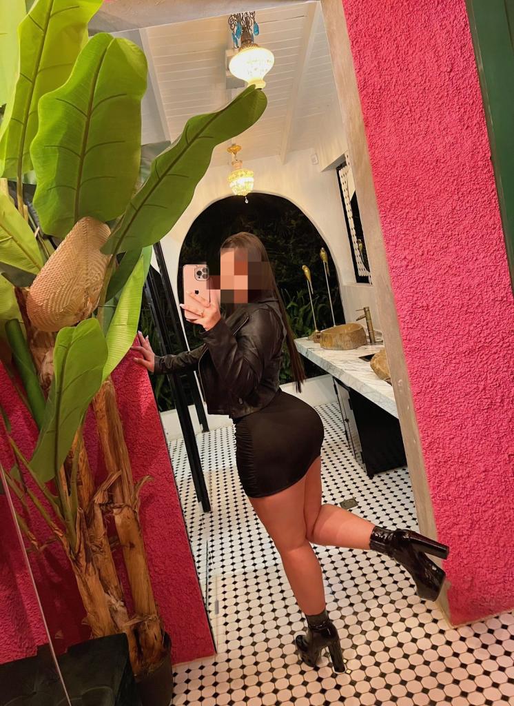 Chica busca chico en Barcelona: 