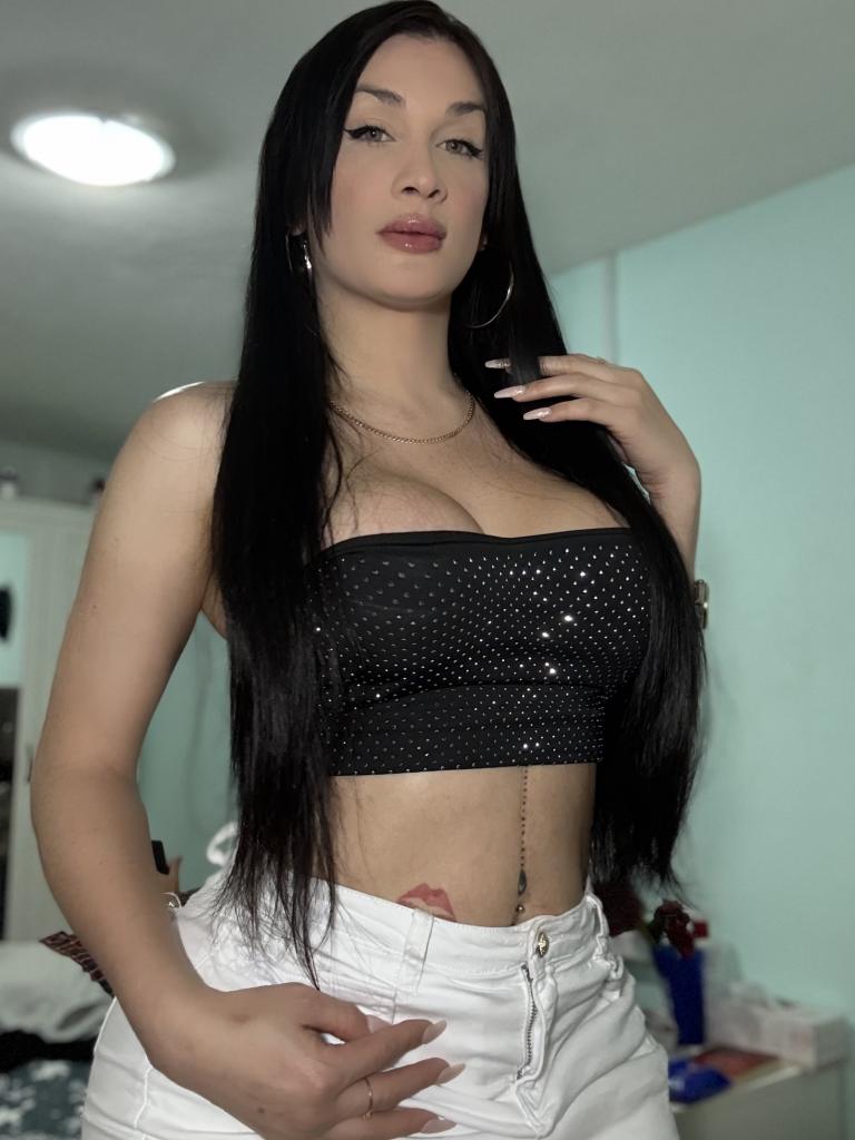664437350: Travesti en Sevilla