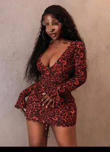 Chica busca chico en Cádiz: 