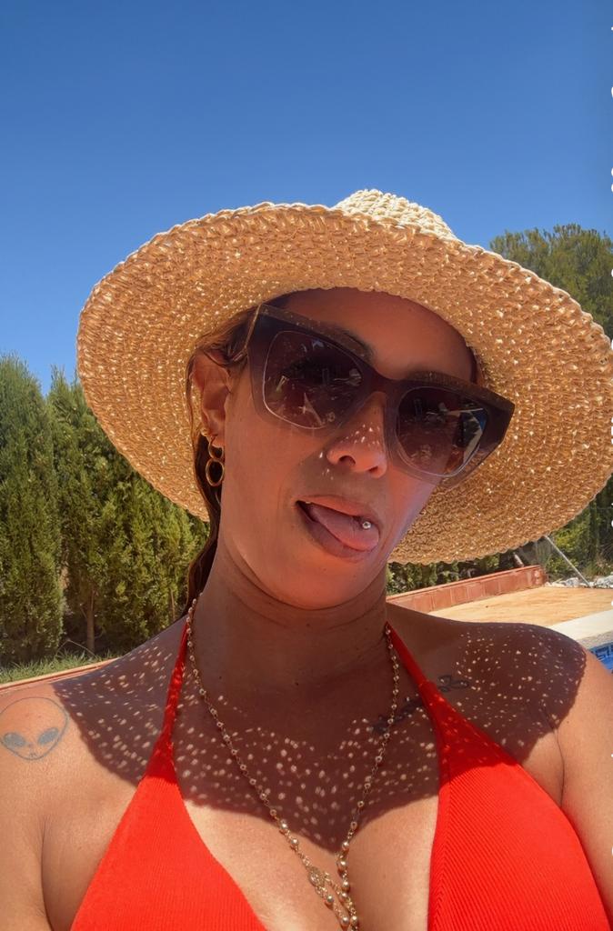 Chica busca chico en Alicante: 