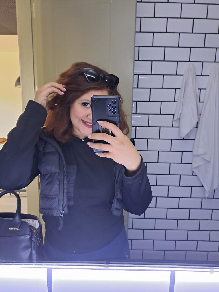 Chica busca chico en Almería: 