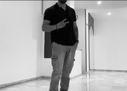 653432869: Chico busca chica en Zaragoza