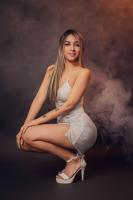 654660979: Chica busca chico en Madrid