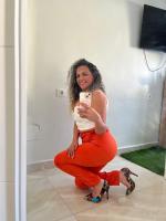 643138468: Chica busca chico en Madrid