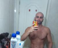 610657829: Chico busca chica en Ciudad Real