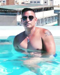 Chico busca chica en Madrid: 