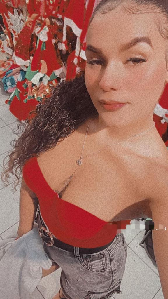 643047303: Chica busca chico en Zaragoza