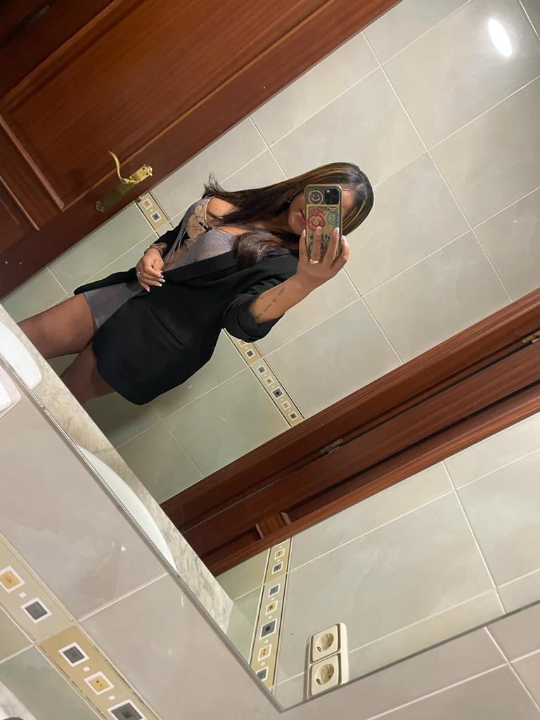 Chica busca chico en La Coruña: 