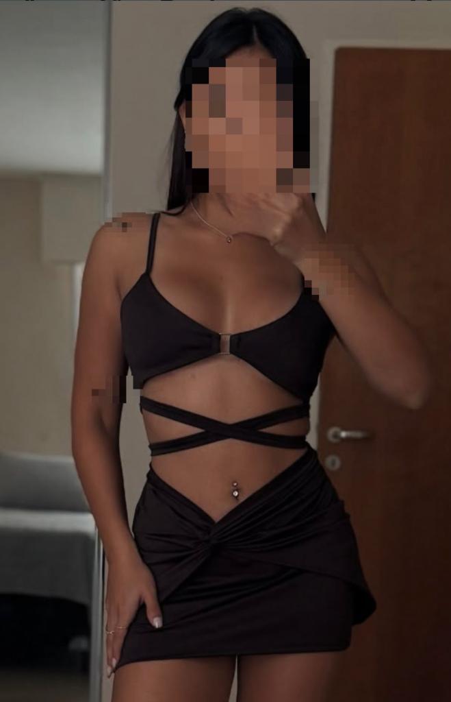 Chica busca chico en Almería: 