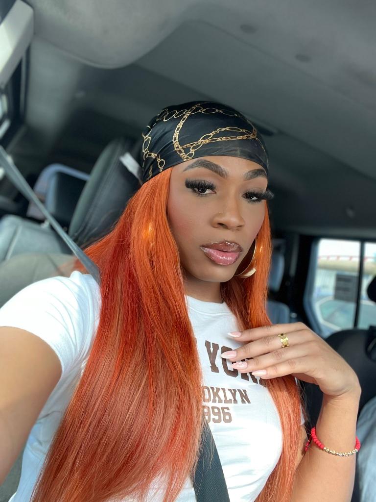 615796780: Transexual en Barcelona