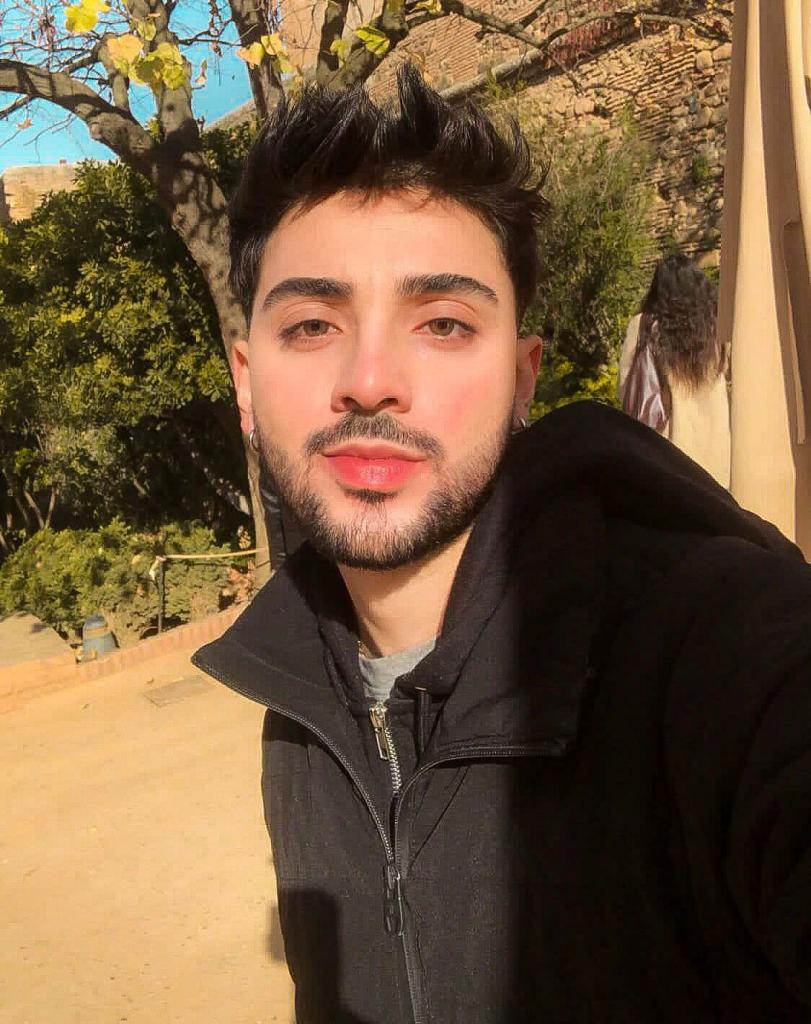 637705099: Chico busca chica en Navarra