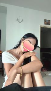 653079475: Chica busca chico en Valencia