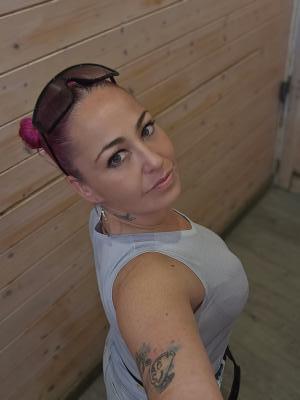 613211122: Chica busca chico en Alicante