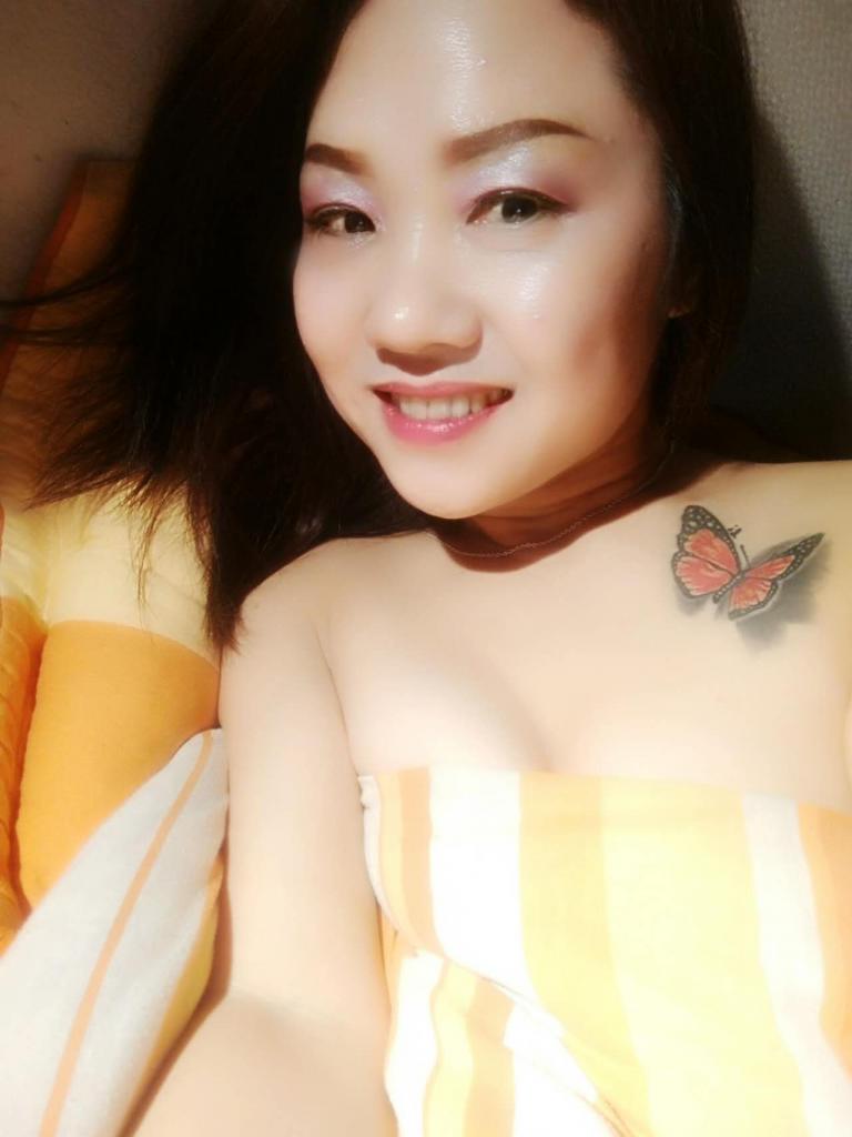 Chica busca chico en Gerona: Chica busca chico